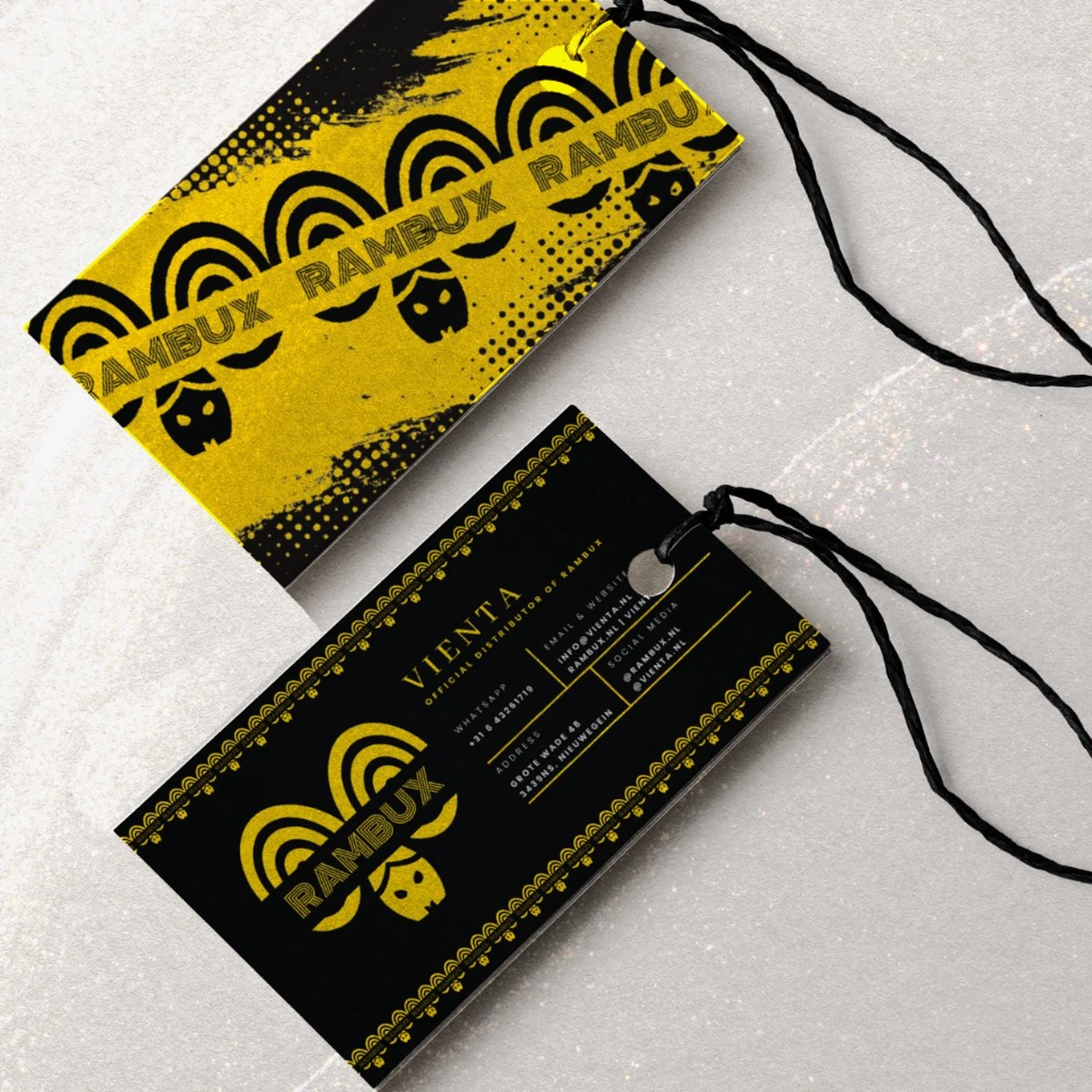 RAMBUX® - Autostoel Organizer Met Tray - Organizer Auto Stoelhoes Met Uitklapbare Tafel - Duurzaam Mat Zwart PU Leer Kunstleer - Tablethouder - Telefoonhouder - Fleshouder - Afbeelding 11