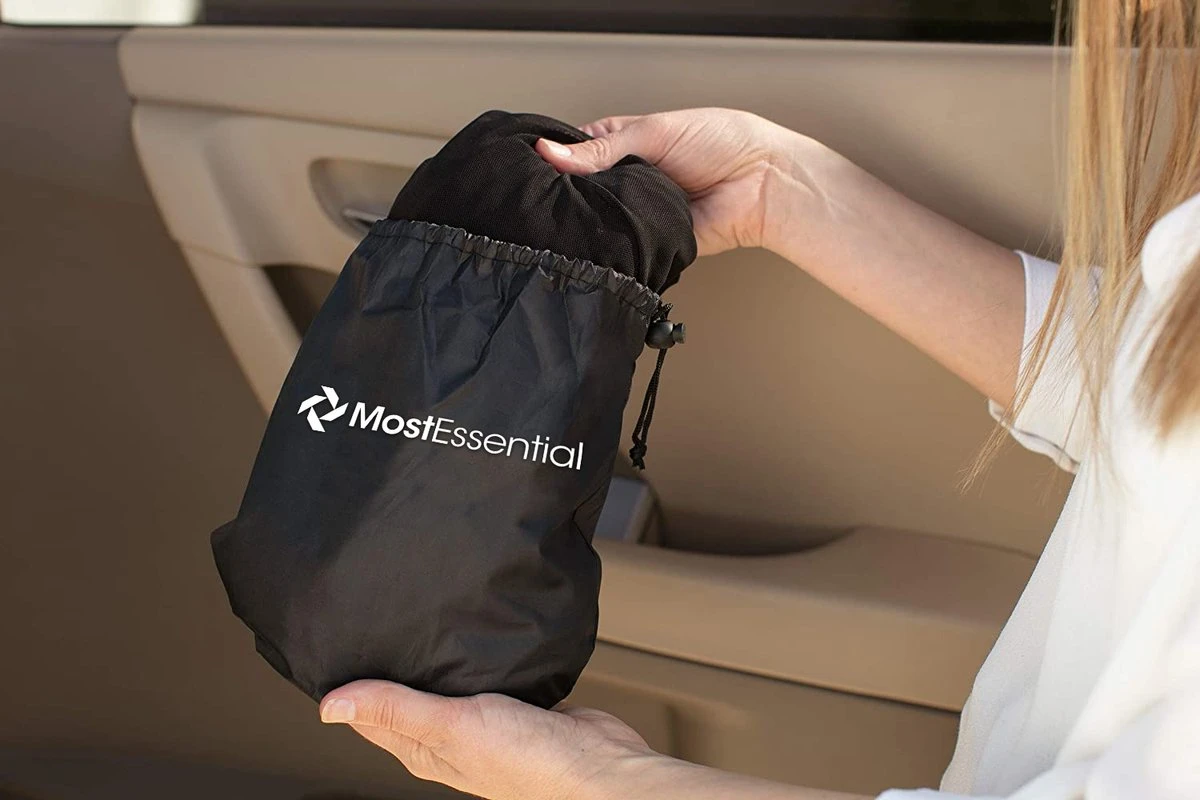 MostEssential Premium Zonnescherm Auto Baby – Zonnescherm Auto Zijruit - Zonwering Auto Voor Baby En Kind – UV Protectie - Zonder Zuignappen - Inclusief Luxe Opbergtas - Afbeelding 9